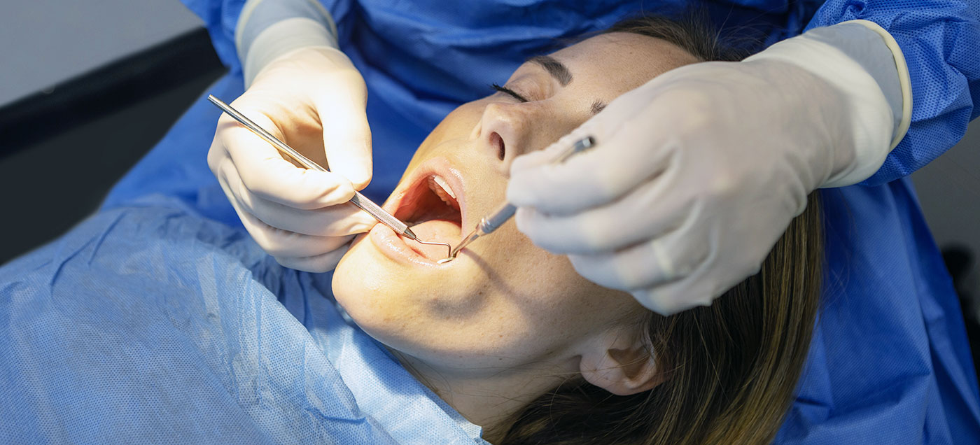 Tooth Extractions banner img